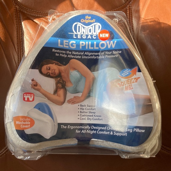 contour legacy Other - The original contour Legacy leg pillow nwt